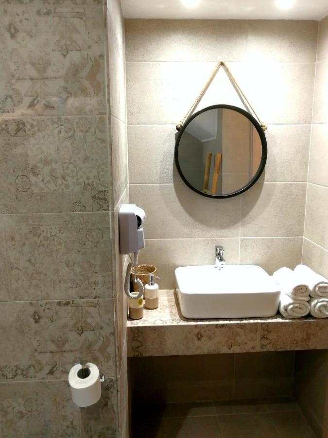 Medousa Adamantas  Ngoại thất bức ảnh
