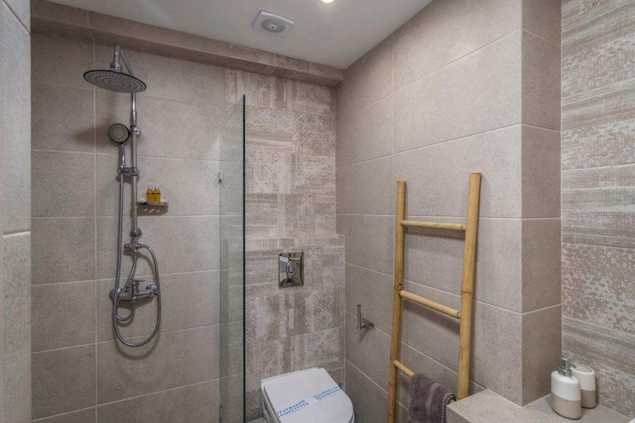 Medousa Adamantas  Ngoại thất bức ảnh